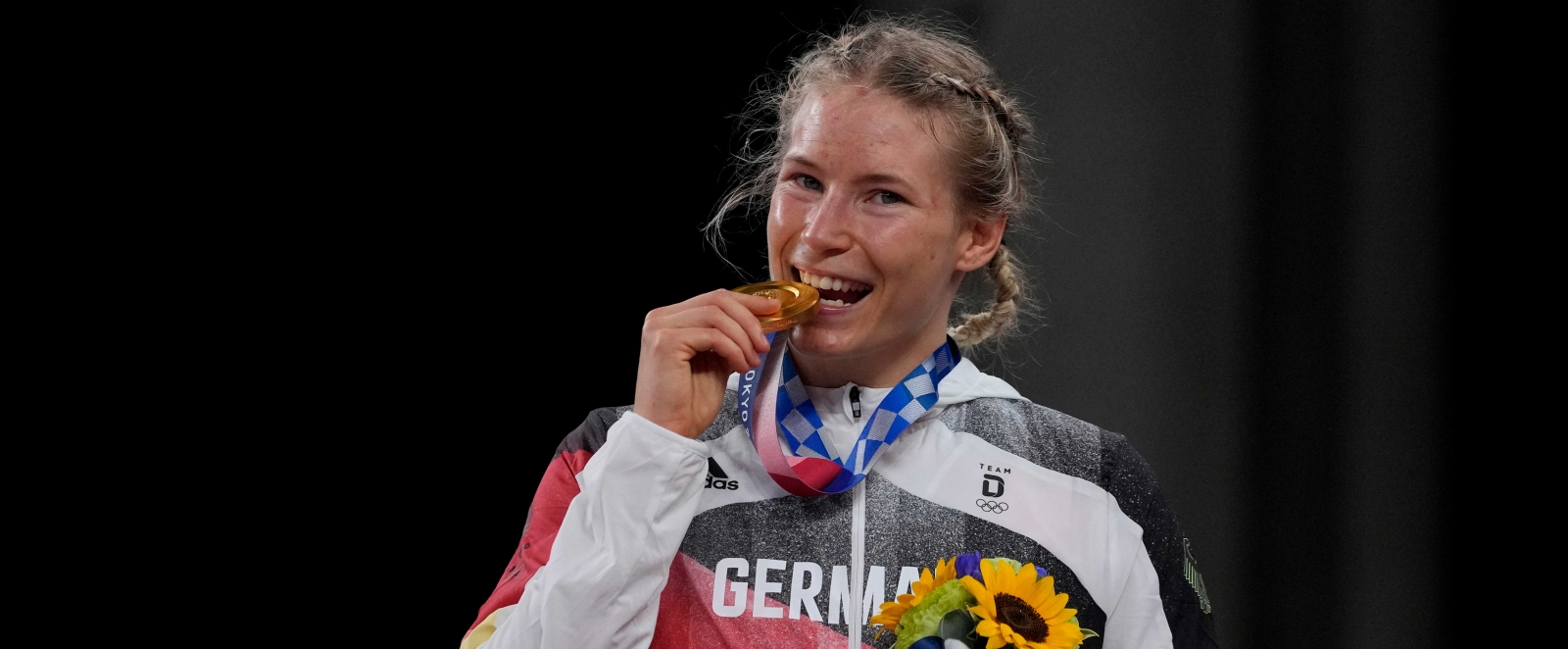 Aline Rotter-Focken mit Goldmedaille