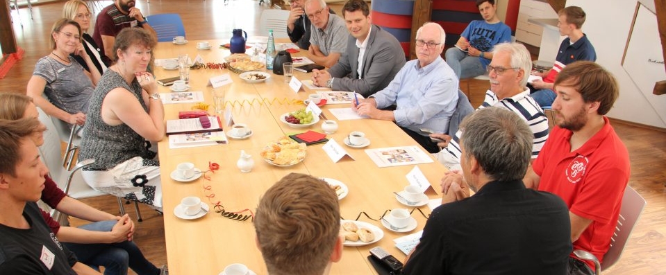 Staatssekretärin Milz beim Jugendzentrum "die 9"