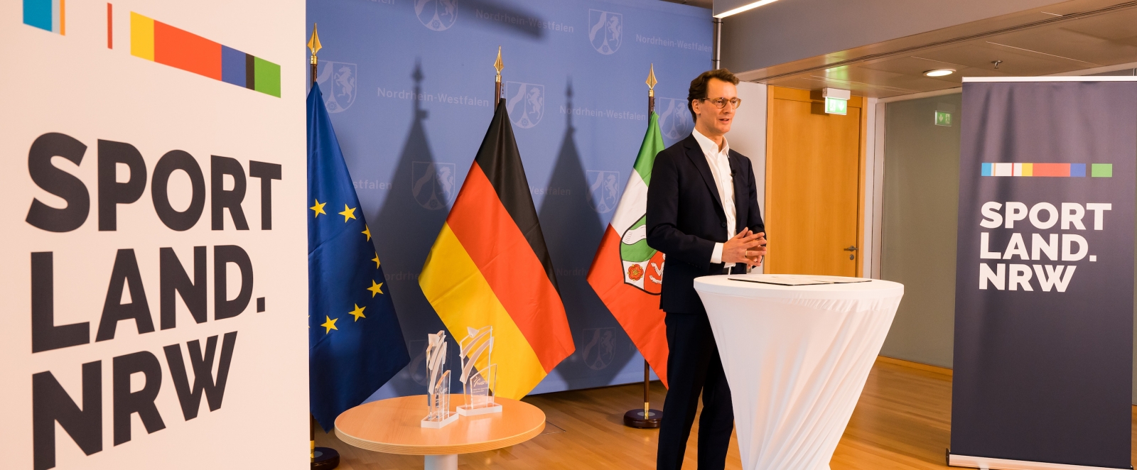 Ministerpräsident Wüst bei der FELIX Champions-Awards Verleihung 2021