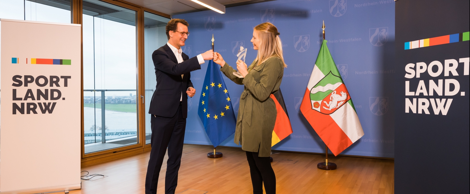 Ministerpräsident Wüst mit Aline Rotter-Focken