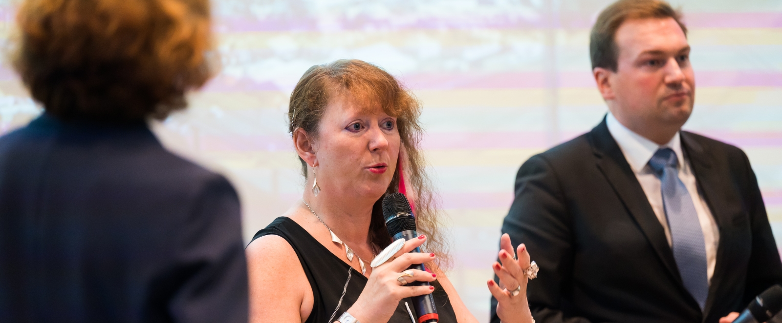 Staatssekretärin Milz bei ihrer Begrüßung