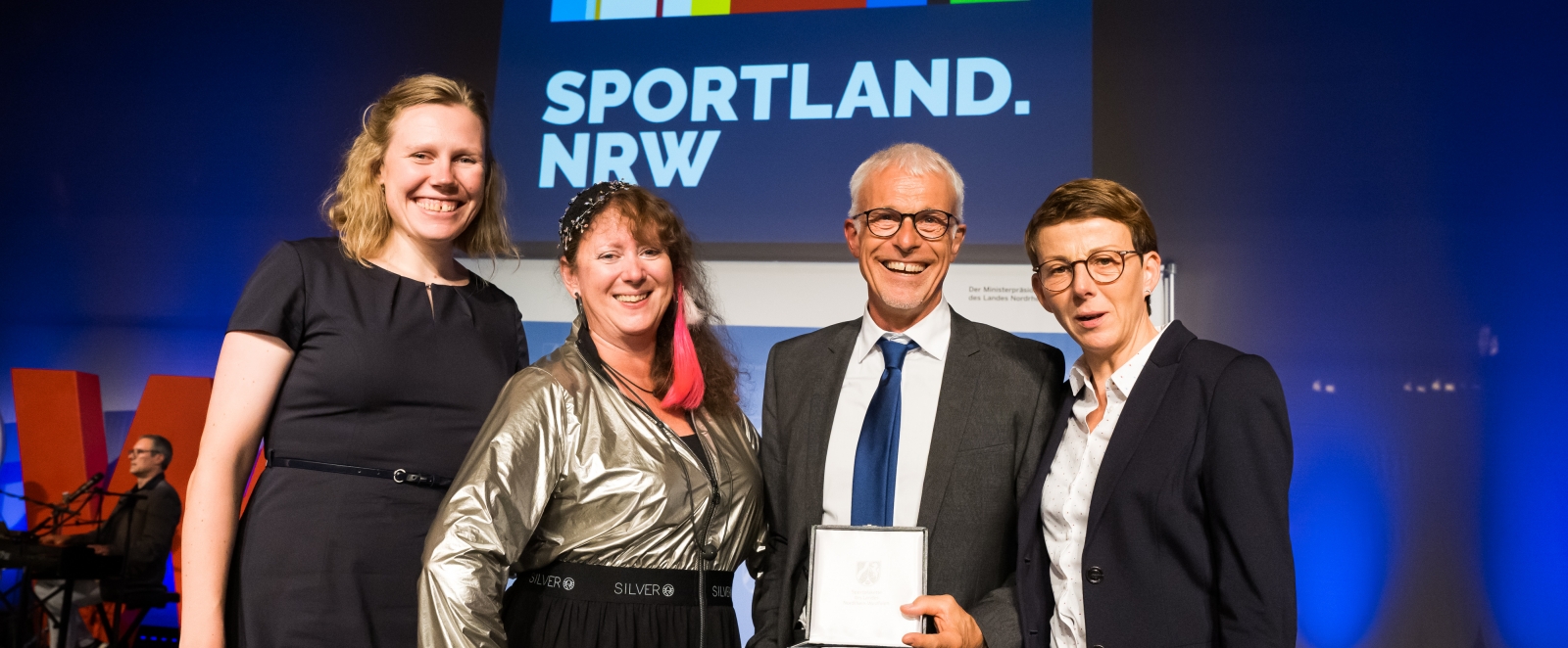 Andrea Milz bei der Verleihung der Sportplakette