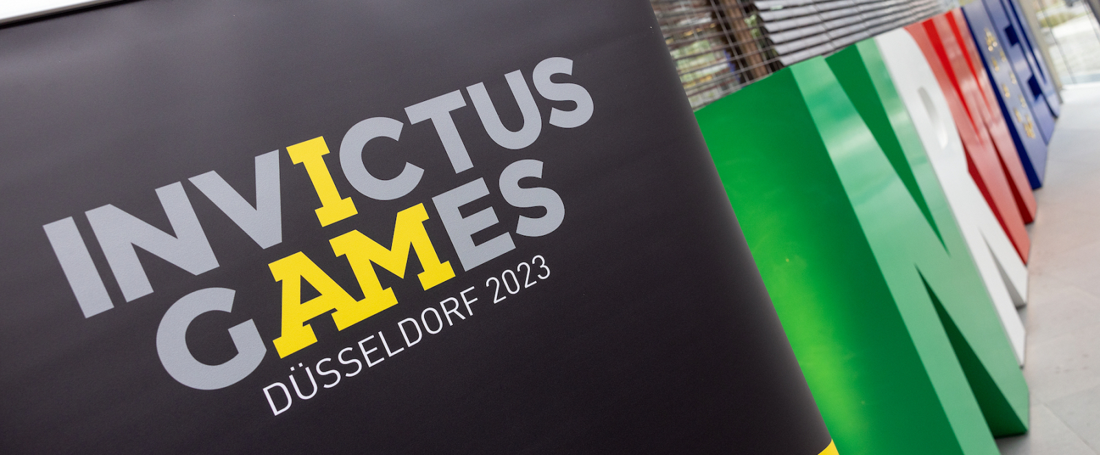 Banner der Invictus Games mit NRW-Schriftzug
