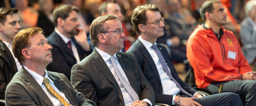 Plenum mit Wüst und Pistorius
