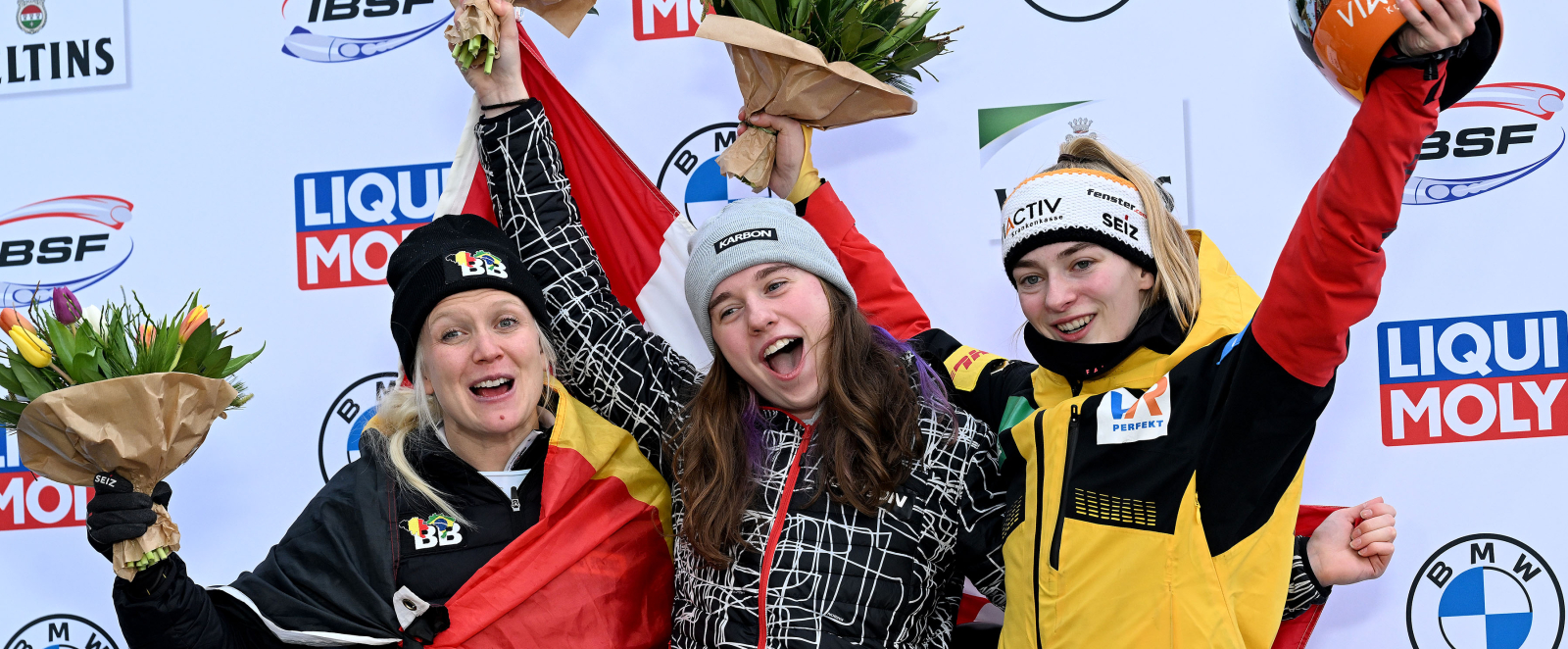 Podium der Frauen-Wettbewerbe mit Hannah Neise rechts