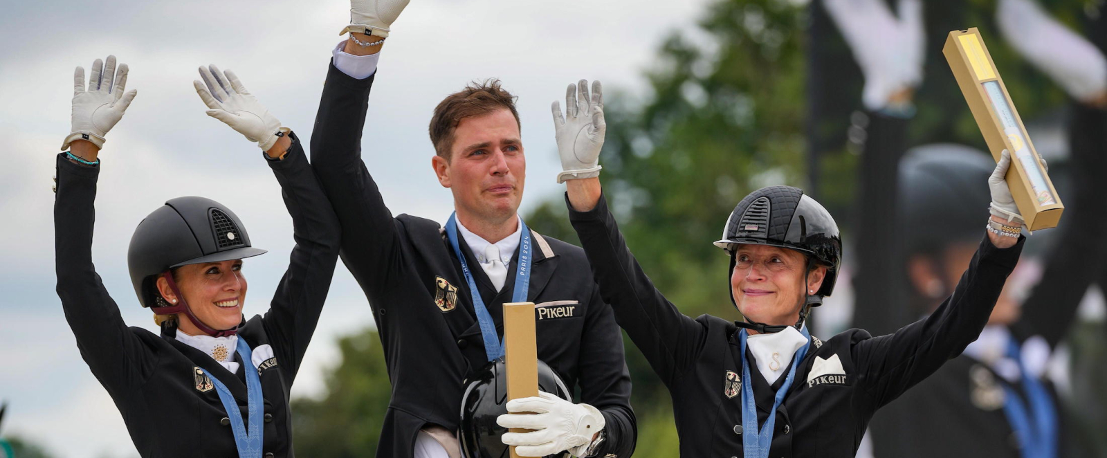 Deutsche Dressur-Equipe holt Gold im Schlossgarten von Versailles