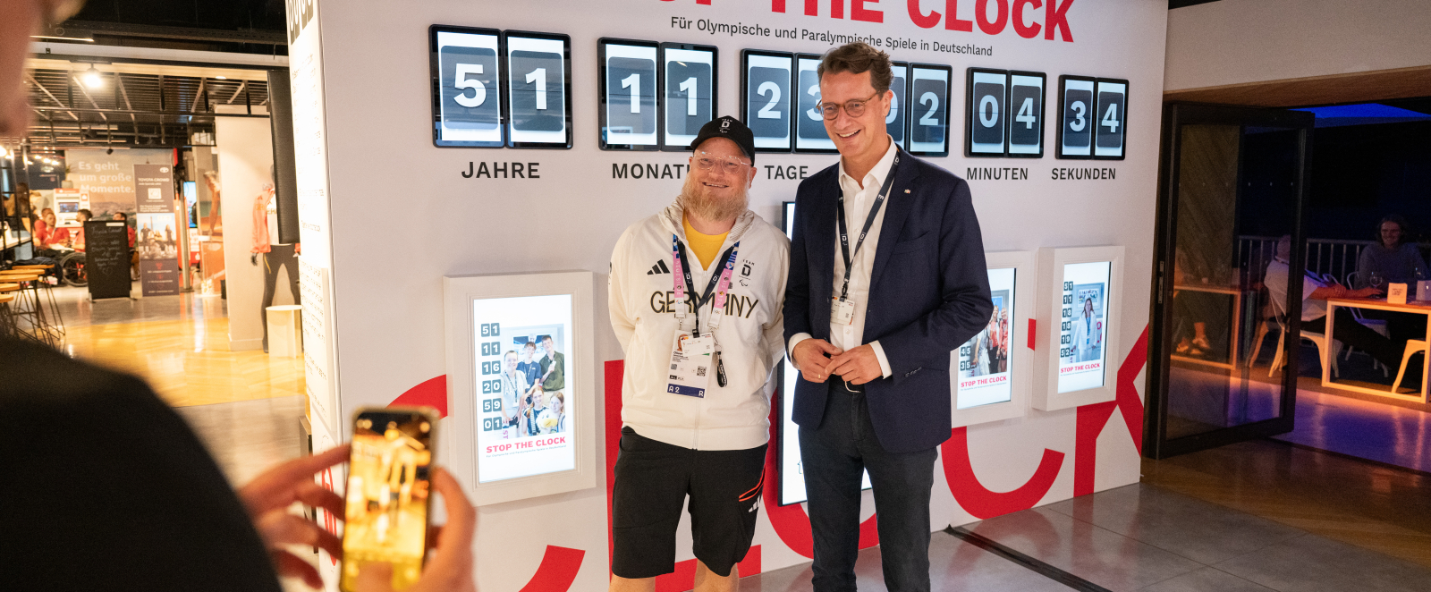 Stimmungsvoller NRW-Abend im Deutschen Haus bei Paralympics in Paris