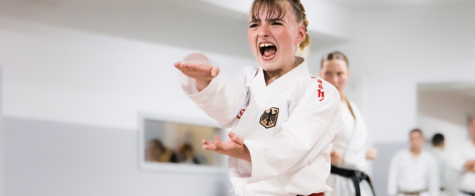 Shirley Jay in der Halle beim Training