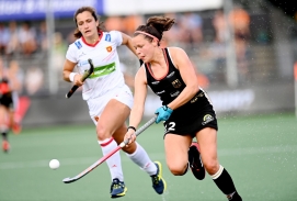 Frauen Damen Hockeymannschaft gegen die Spanische Hockeymannschaft