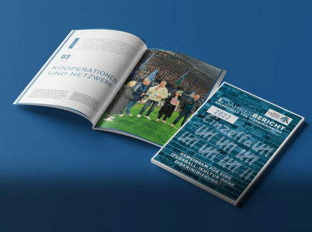 MeDiF-Jahresbericht vor blauem Hintergrund