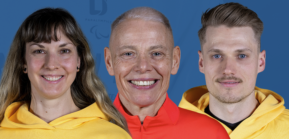 Drei Para Athleten vor dunklem Hintergrund