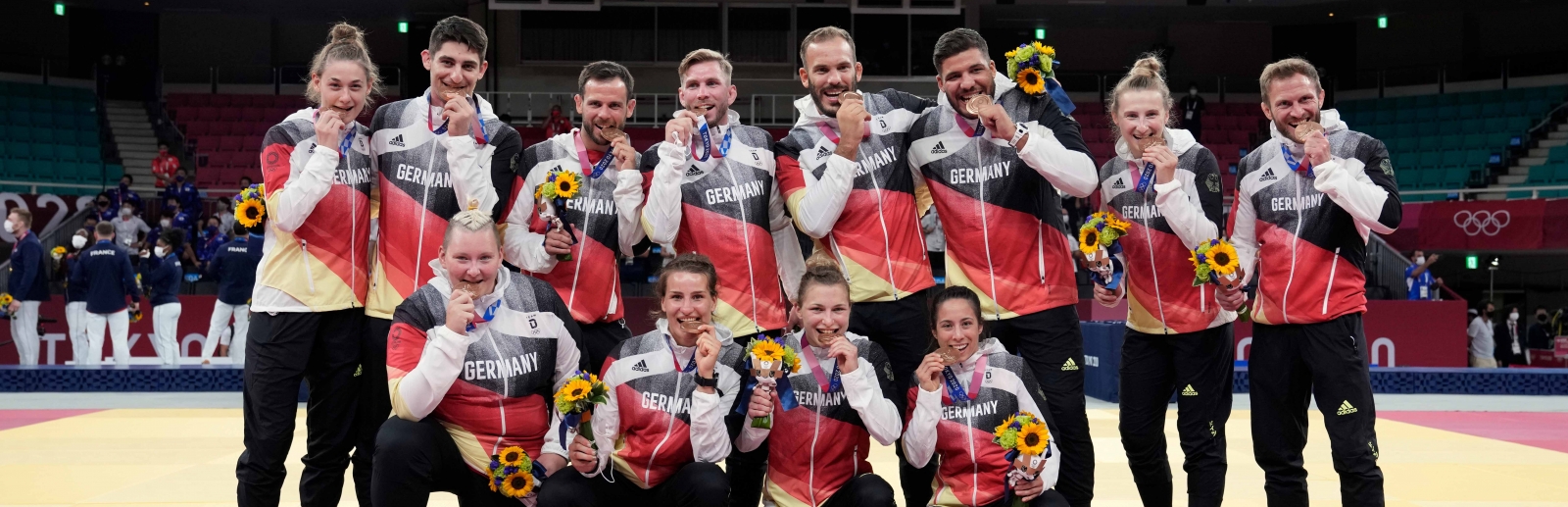 Judo MixTeam mit den Bronzemedaillen