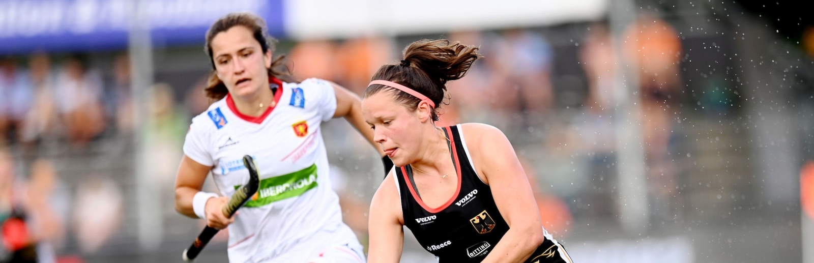 Frauen Damen Hockeymannschaft gegen die Spanische Hockeymannschaft