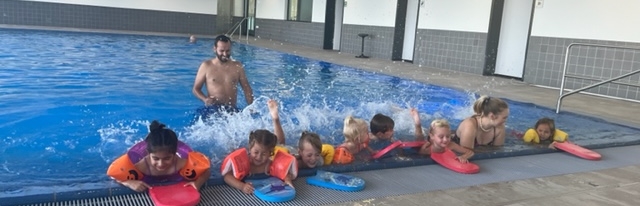 Schwimmlernangebot im Kreis Düren