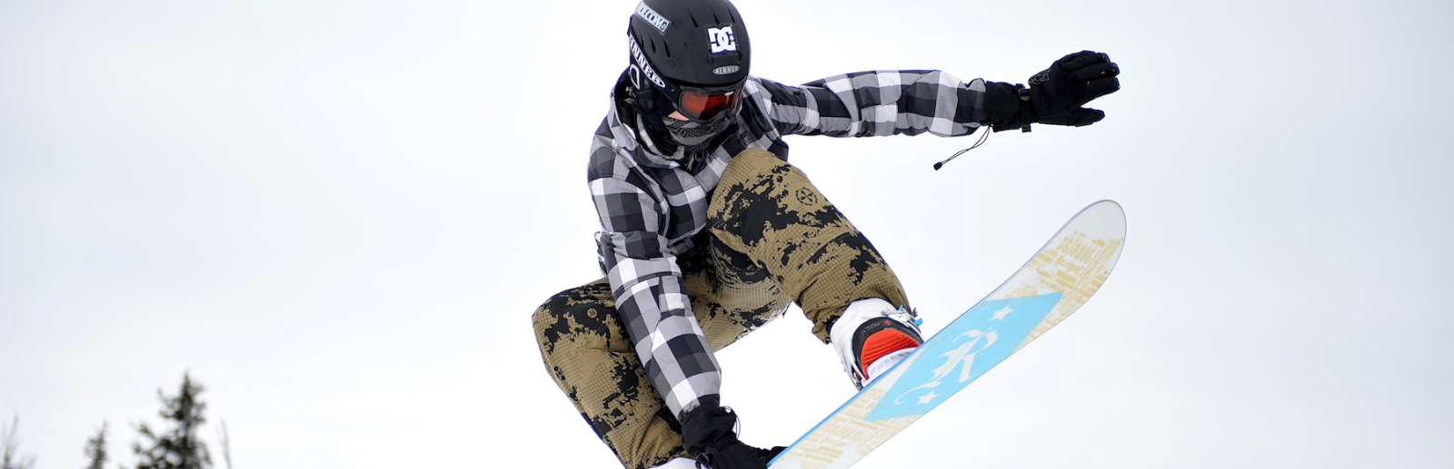 Snowboard