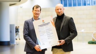 v.l. Prof. Dr. Holger Preuß, Niklas Börger